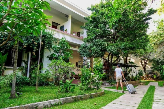 Lani’s House by the Ponds