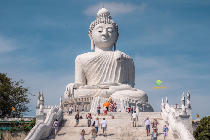 Visit to the Big Buddha, the spiritual symbol of Phuket