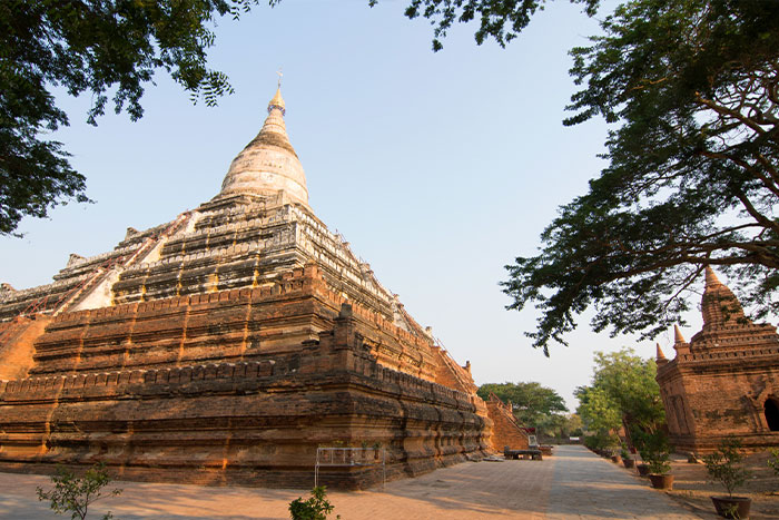 Shwesandaw Pagoda in Bagan