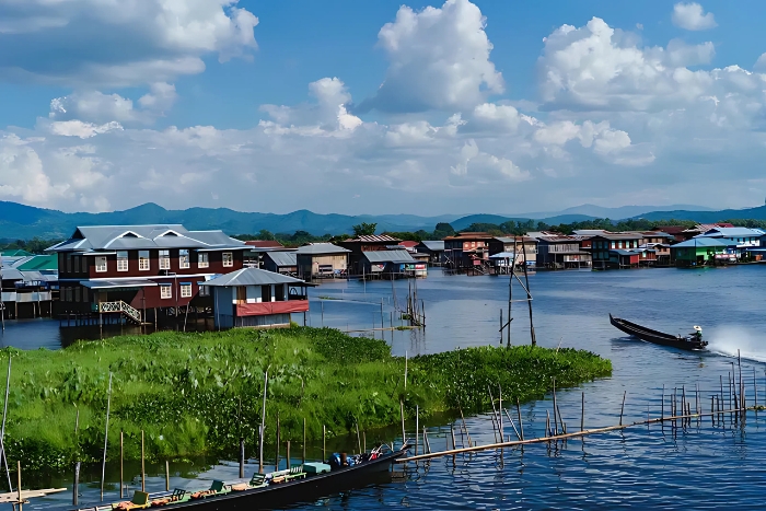 What to do in Myanmar in September? Visit Inle Lake
