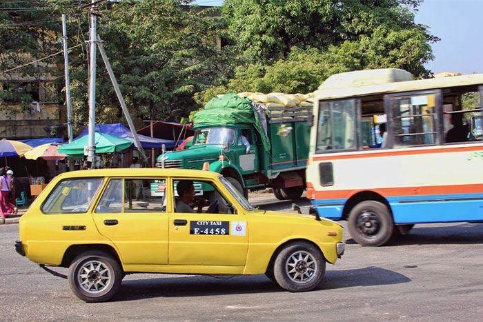 Taxis in Yangon