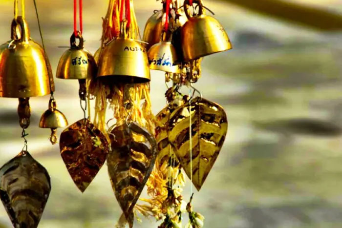Wind chimes of the Swhedagon Pagoda