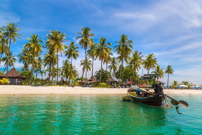 Koh Mook – A Thailand Beach Destination to Discover the Emerald Cave