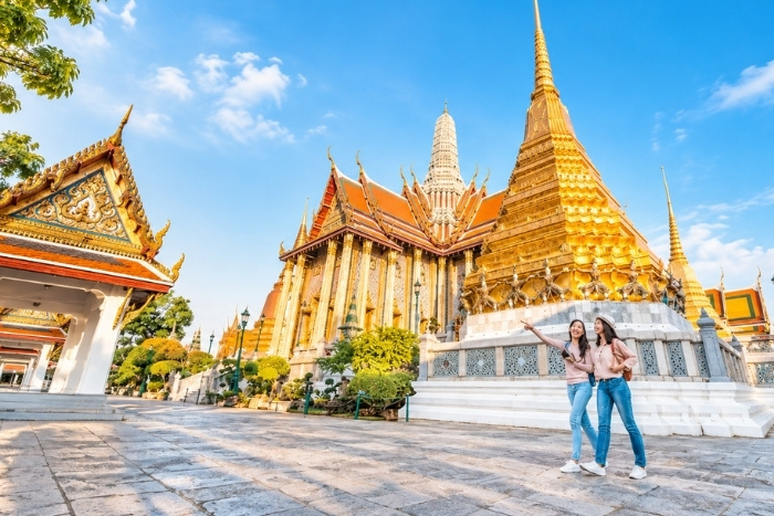 Visit to Wat Traimit in Bangkok during a 14-day Thailand Vietnam trip