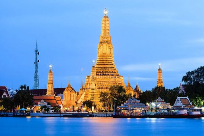 Wat Arun, the iconic symbol of Bangkok