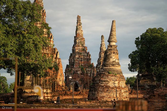 Wat Chaiwatthanaram - Spiritual place in Ayutthaya