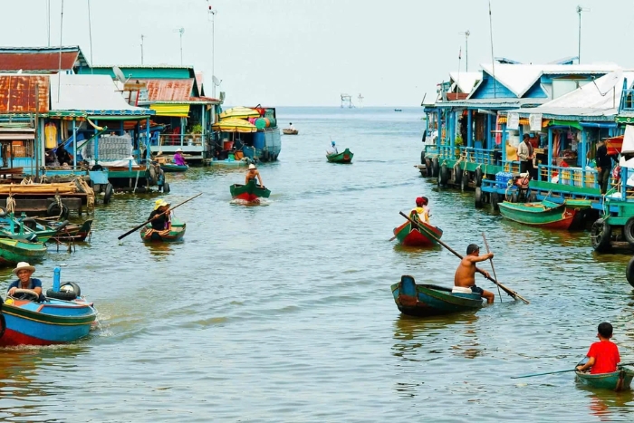 Tonle Sap - the largest freshwater lake in Southeast Asia