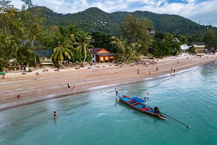 Discover Sairee Beach