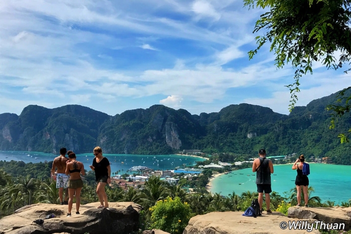 Breathtaking view from the Phi Phi Don Viewpoint
