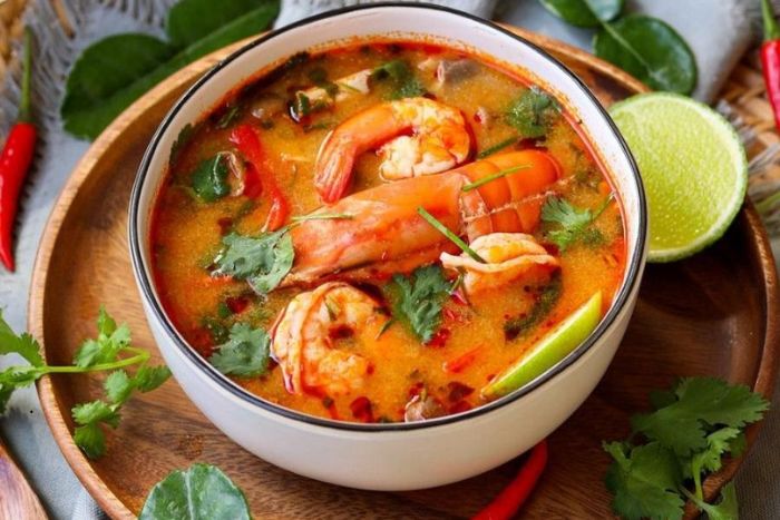 What to eat in Thailand 5 days? Tom Yum, a must-try dish