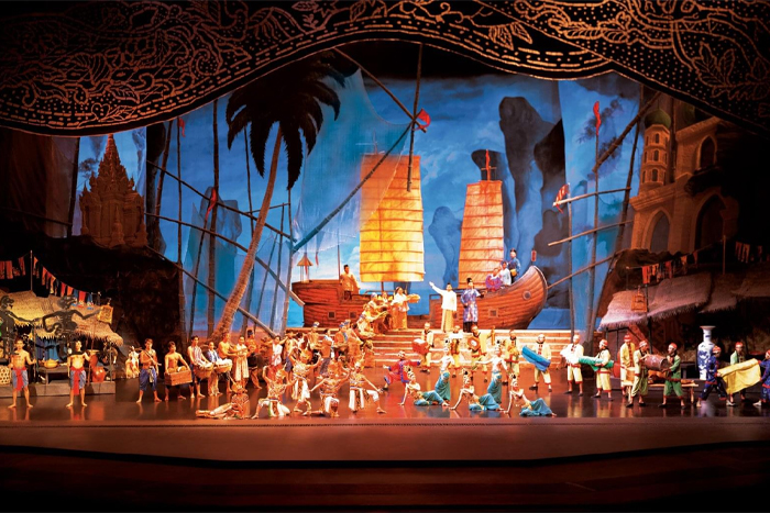 Enjoy the Siam Niramit cultural show