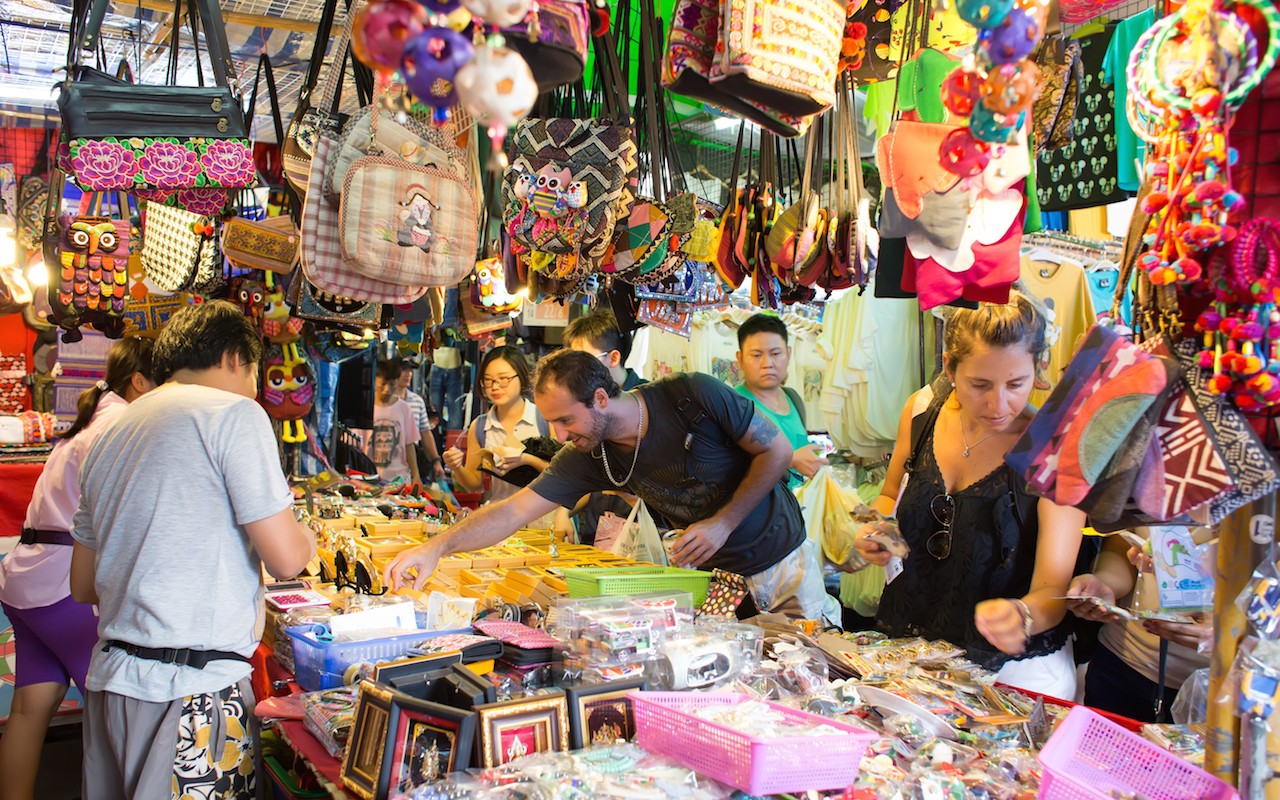 Explorer Tha Tien market in your 7 day trip to Thailand