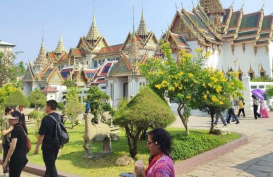 3 Weeks In Thailand Cambodia Vietnam - Review From Elias Family
