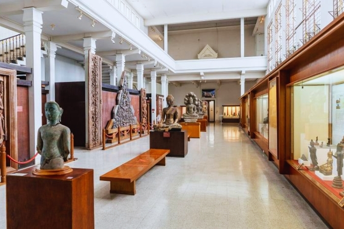 On the ground floor of the museum, you can discover a collection of statues, wooden pediments, ceramics, and various other works of art.