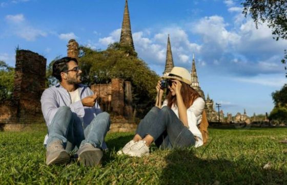 The Farah Couples Opinion About 5-day Small Group Tour To Ayutthaya