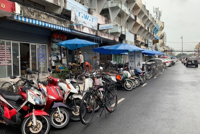 Where you can rent a motorbike in Ayutthaya