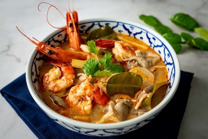 What to eat in Ayutthaya? Ayutthaya’s Tom Yum Kung