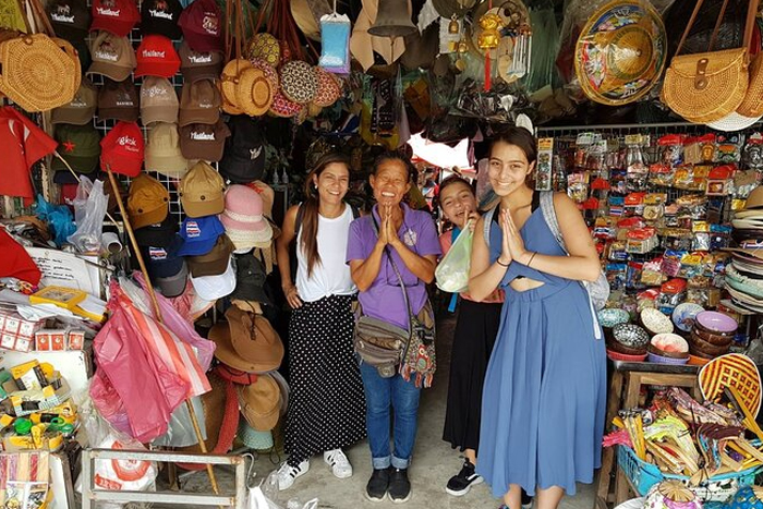 Shopping with the girls in Bangkok