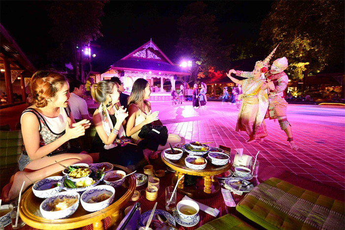 Khantoke Dinner: Best things to do in Chiang Mai