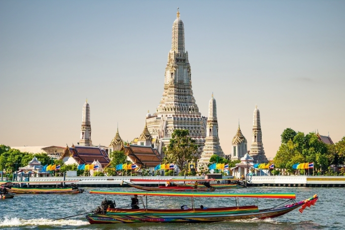 Wat Arun at sunset