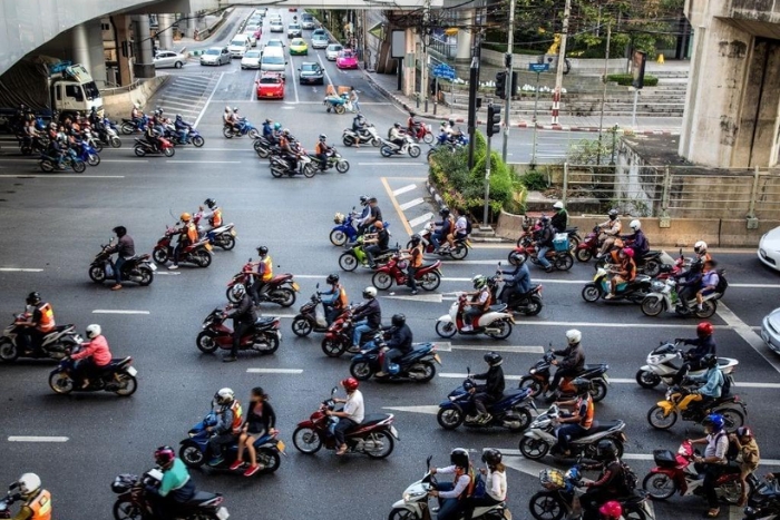 Why a Motorbike is the Best Way to Explore Bangkok’s Food Scene? 