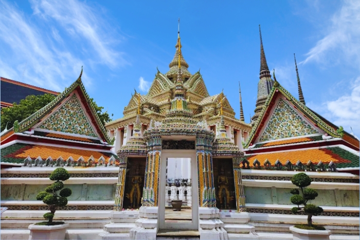 What to do in Bangkok? Visit Wat Pho