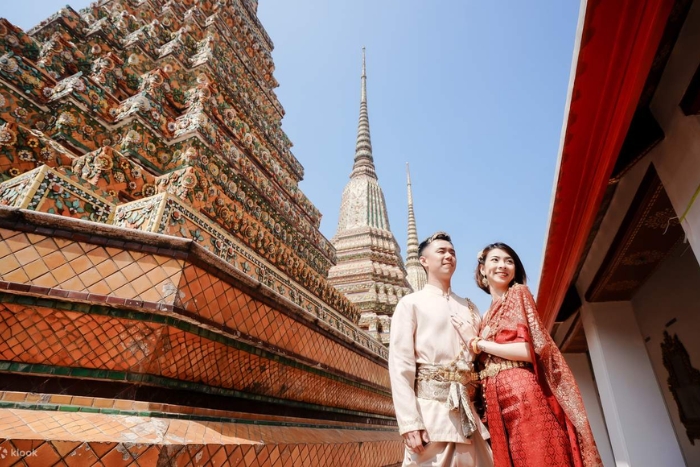 Best time to visit Wat Pho