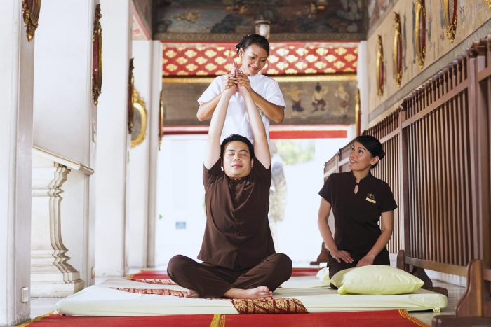Experience traditional Thai massage 