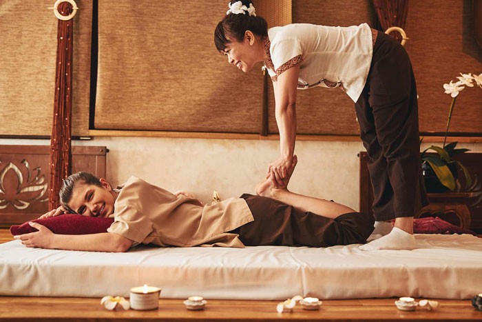 Thai massage - What to do in bangkok?