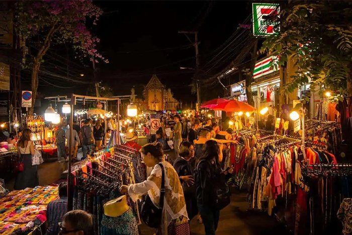 Discover top Chiang Mai night market