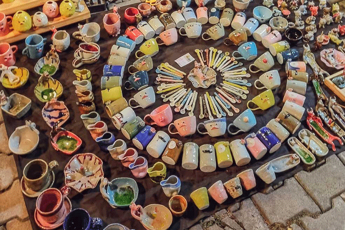 Ceramic statues and bowls -  top choices for Chiang Mai souvenirs