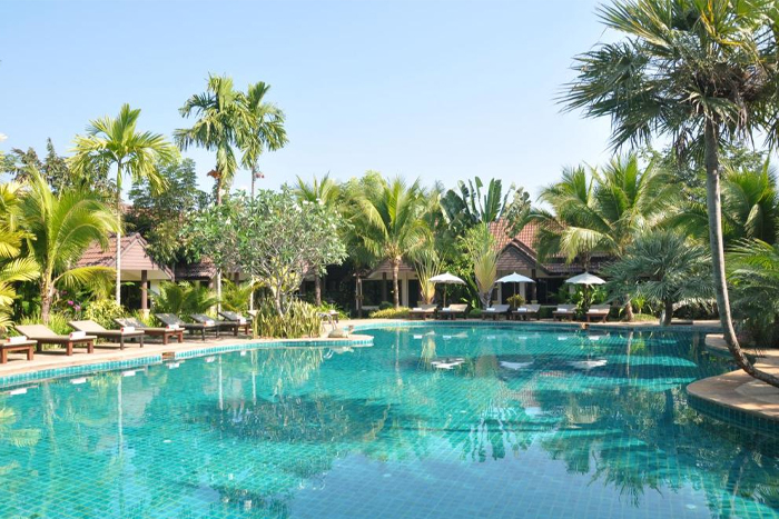 Laluna Hotel & Resort - Tropical-style bungalow resort with pool in Chiang Rai