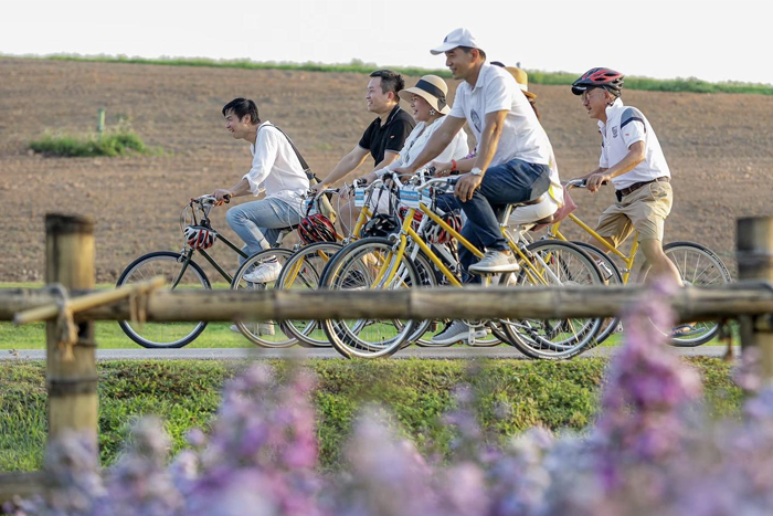 Explore Singha Park by bike