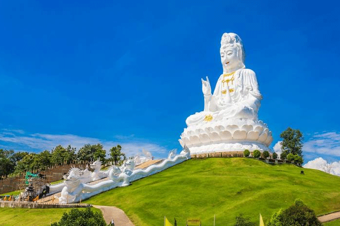 Enjoy the surrounding views - Wat Huay Pla Kung Chiang Rai