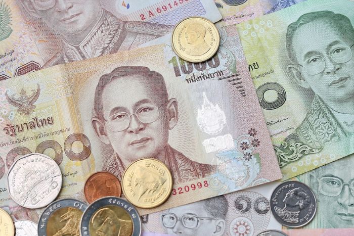 Anticipating the exchange rate to better manage your budget in Thailand