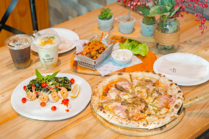 Village Farm To Caf&eacute; - restaurant in Kanchanaburi