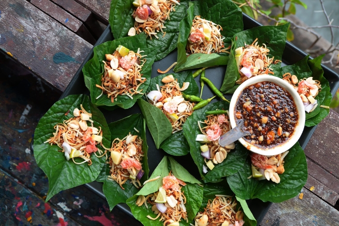 What to eat in Kanchanaburi? Miang Kham is a dish you shouldn’t miss