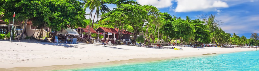Chaweng Beach, where many high-quality 3-star hotels in Koh Samui are located