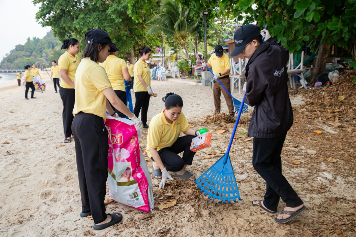 Tourists and locals in Koh Yao Yai participate in beach clean-up activities during Earth Hour