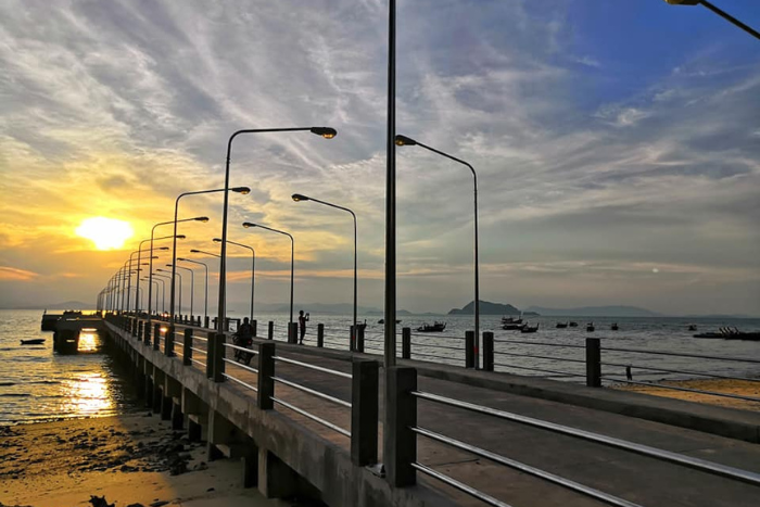 What to do in Koh Yao Yai in 5 days? Watching the sunset from Loh Jak Pier is one of the best things to do in Koh Yao Yai