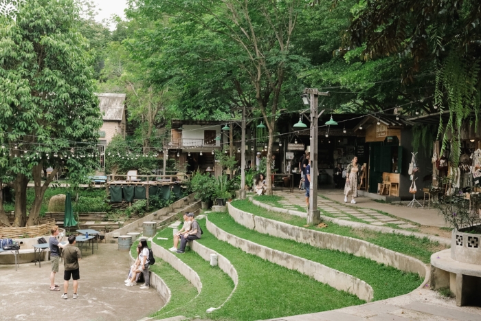 Baan&lrm; Kang Wat art&lrm; village is an amazing experience for your kids during your family trip in Northern Thailand