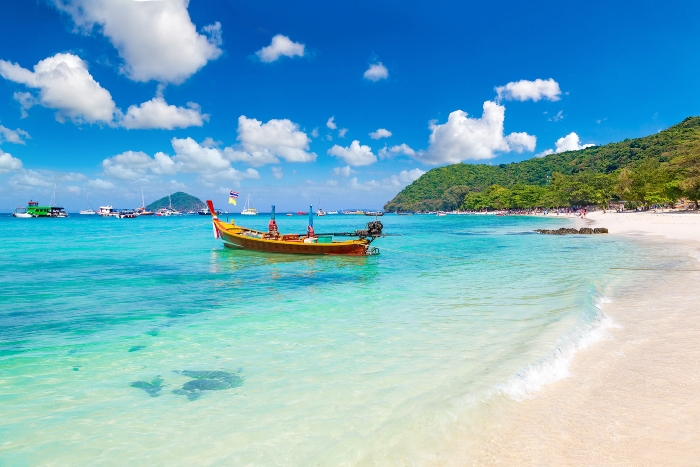White sand beach in Koh Hey during your 7 days Phuket itinerary