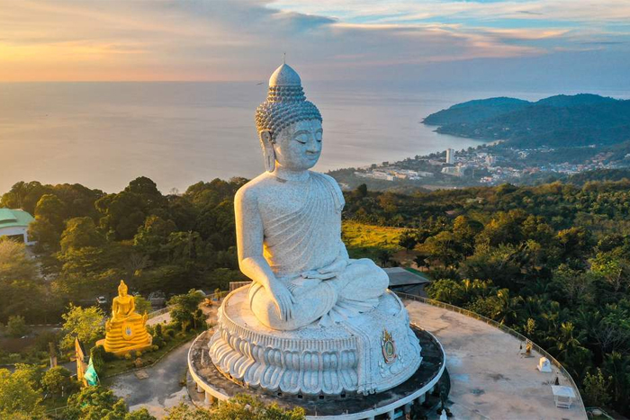 Must-visit cultural spots in Phuket in November