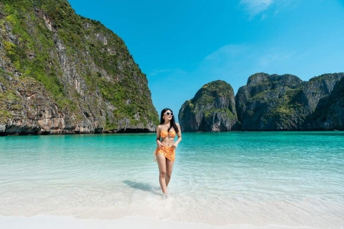 A day trip to Phi Phi Islands