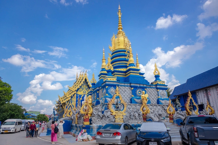 Blue Temple a must see on your Thailand Laos 2 week itinerary and combined cultural trip