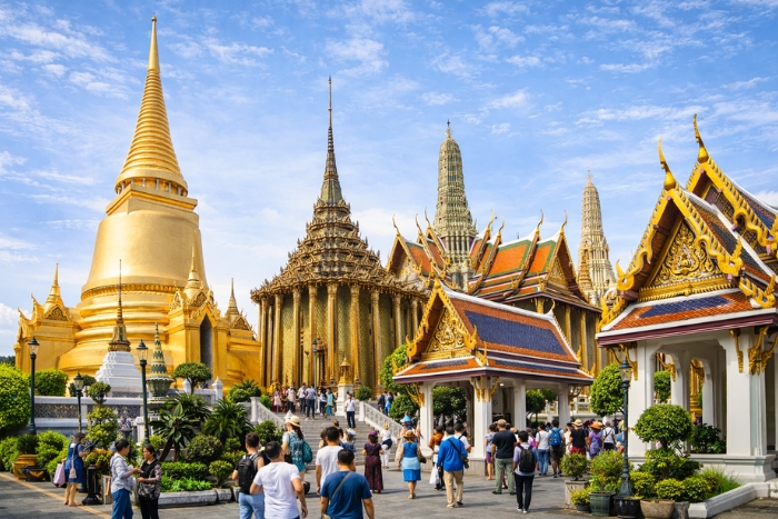 Visiting sacred temples on a comfortable trip to Thailand