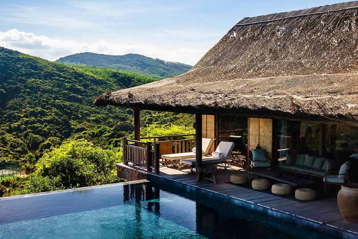 Enjoy unique services during your 3-week Vietnam trip!