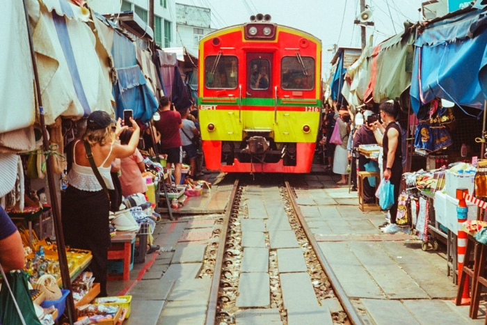 A unique shopping experience at Maeklong Railway Market