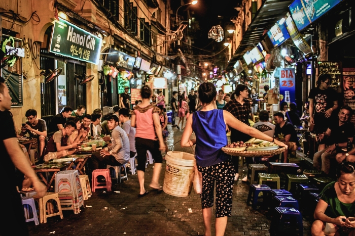Fresh Bia Hơi on Ta Hien Beer Street