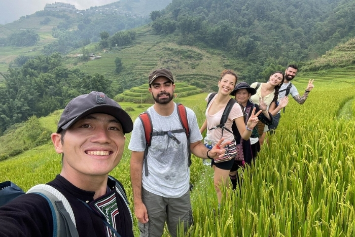 How much does it cost to trek in Vietnam in 15 days?